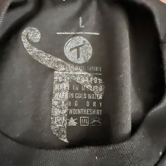 Hot Woman T Brand T-Shirt - Picture 4 of 4